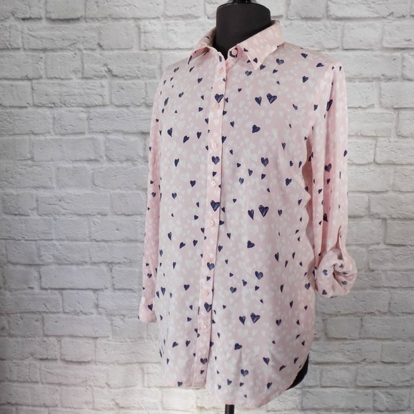 đź’•Abstract Hearts Button Sleeve Top Blouse Talbots